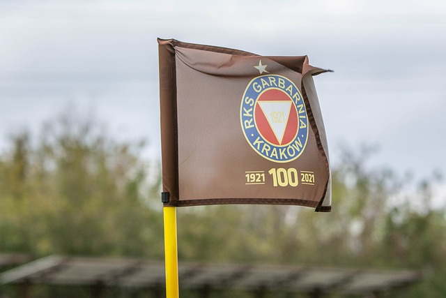 赛季0出场，米体：国米中卫帕拉西奥斯再次受伤，将缺阵几周